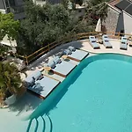 Отель Pilos 3*