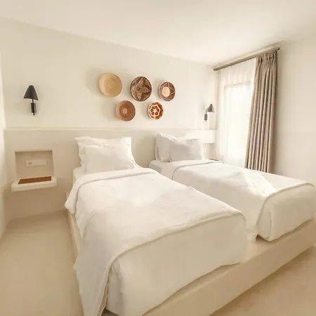 Pilos Hotel