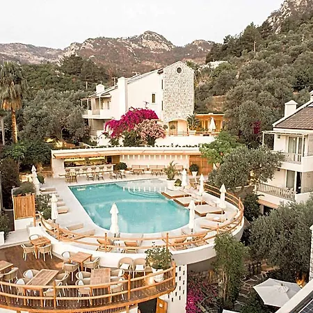 Hotel Pilos