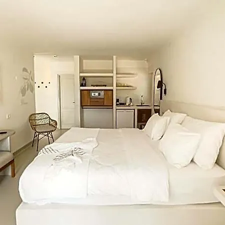 Hotel Pilos 3*