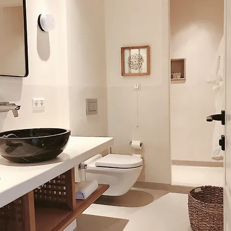 Pilos Hotel 3*